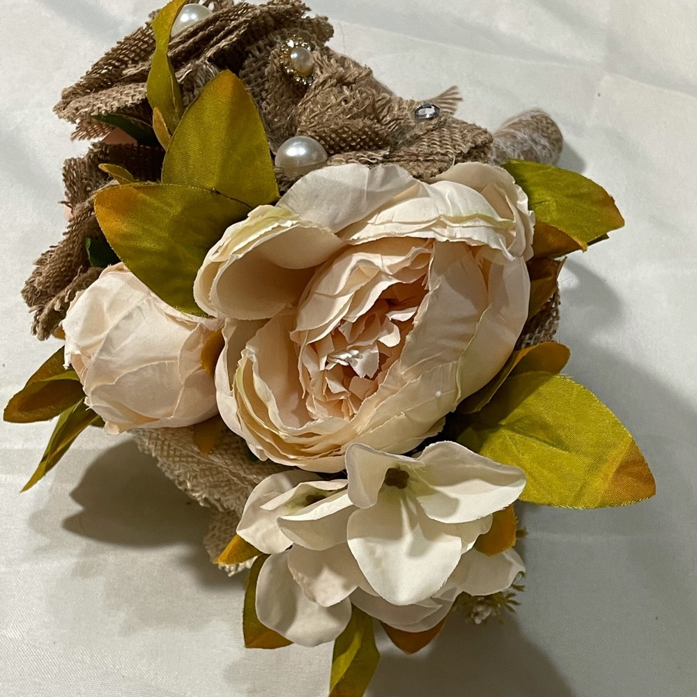 Beautiful Rustic Burlap Wedding Bouquet